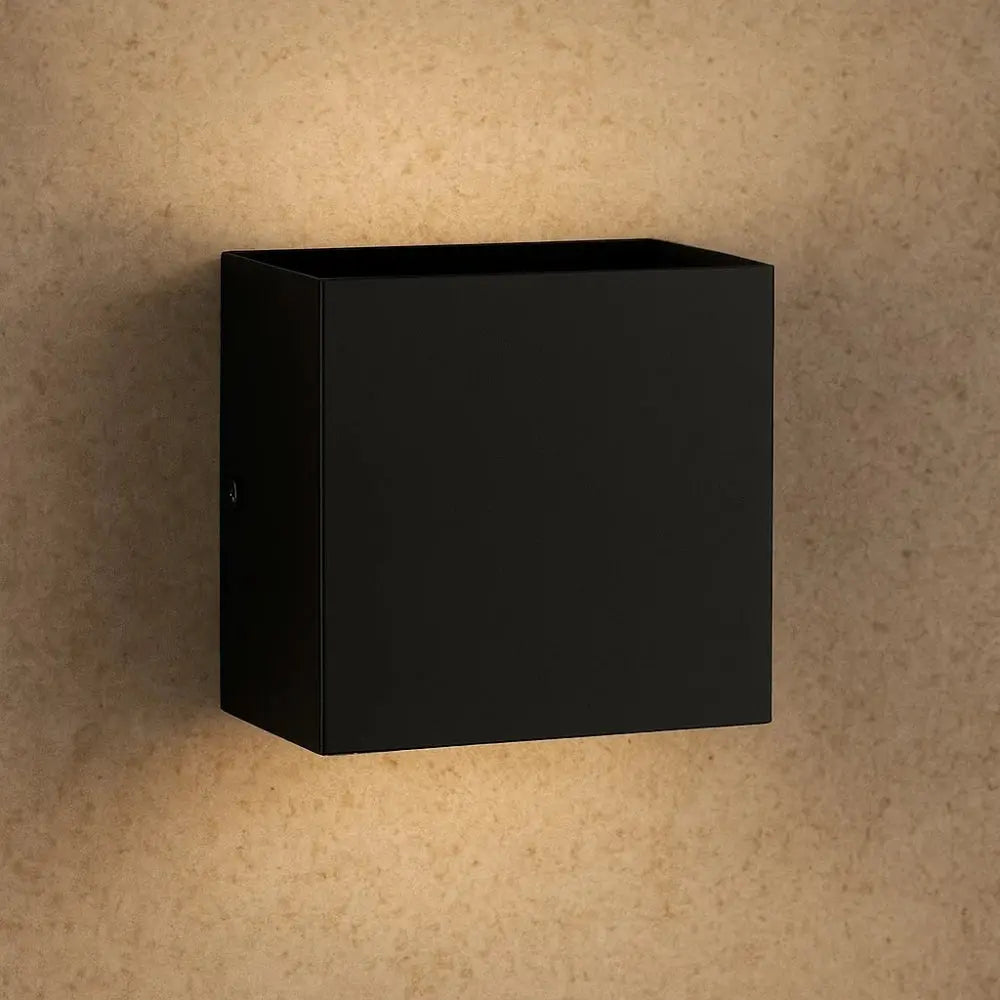 Applique Murale <br> Élégance Minimaliste | Quadro | Delvanie