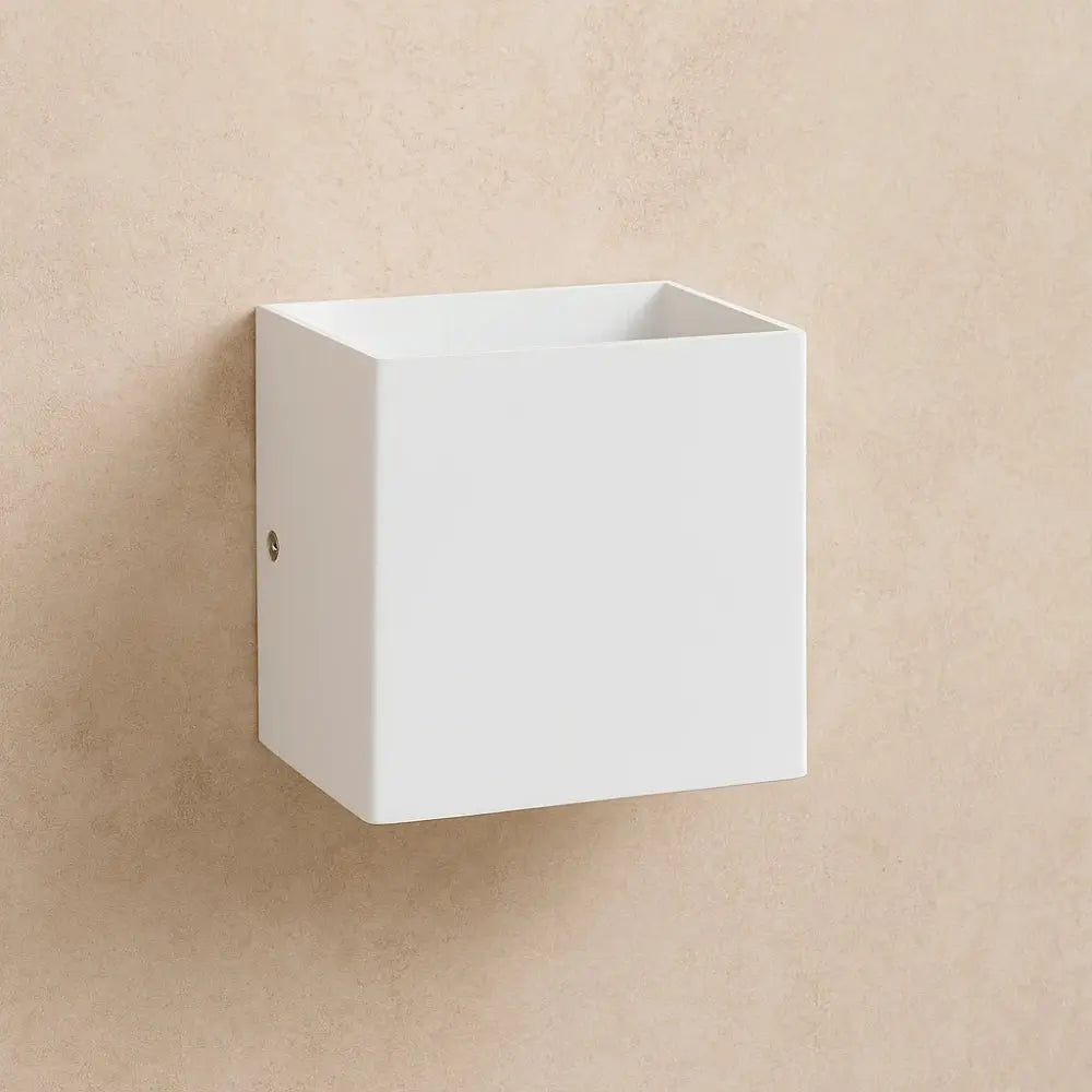 Applique Murale <br> Élégance Minimaliste | Quadro | Delvanie