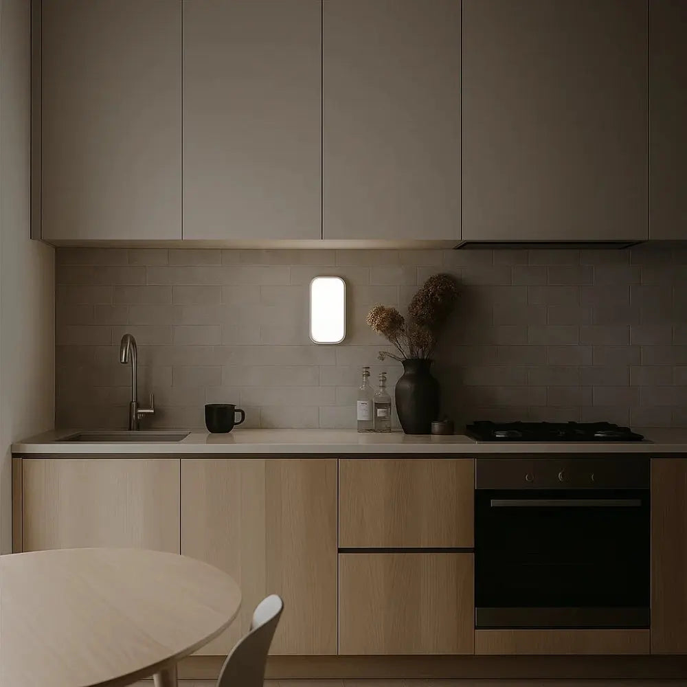 Applique Luminaire <br> Éclat Minimaliste | Nuvia | Delvanie