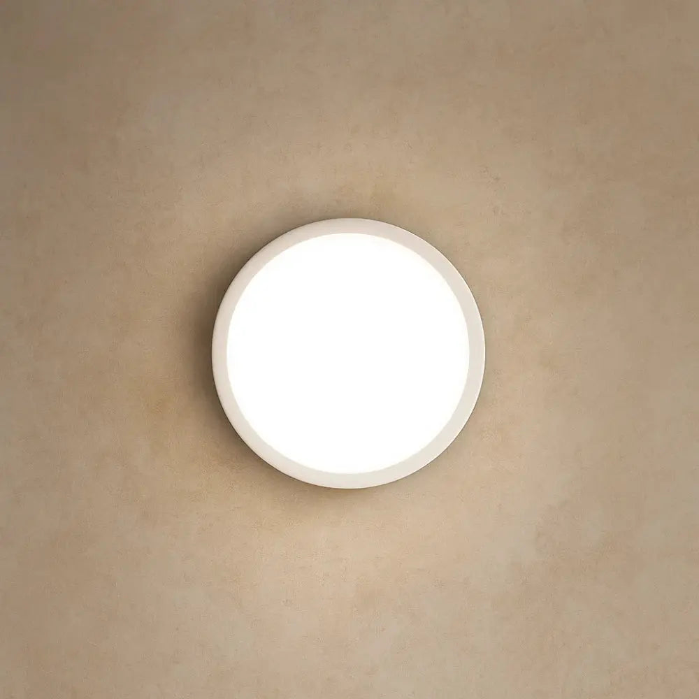 Applique Luminaire <br> Éclat Minimaliste | Nuvia | Delvanie
