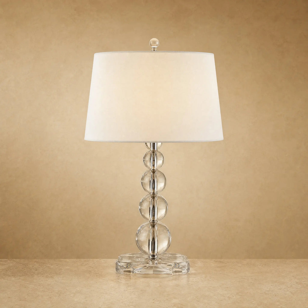 Lampe de chevet cristal Perlanya, boules de cristal graduées, hauteur 60 cm | Delvanie