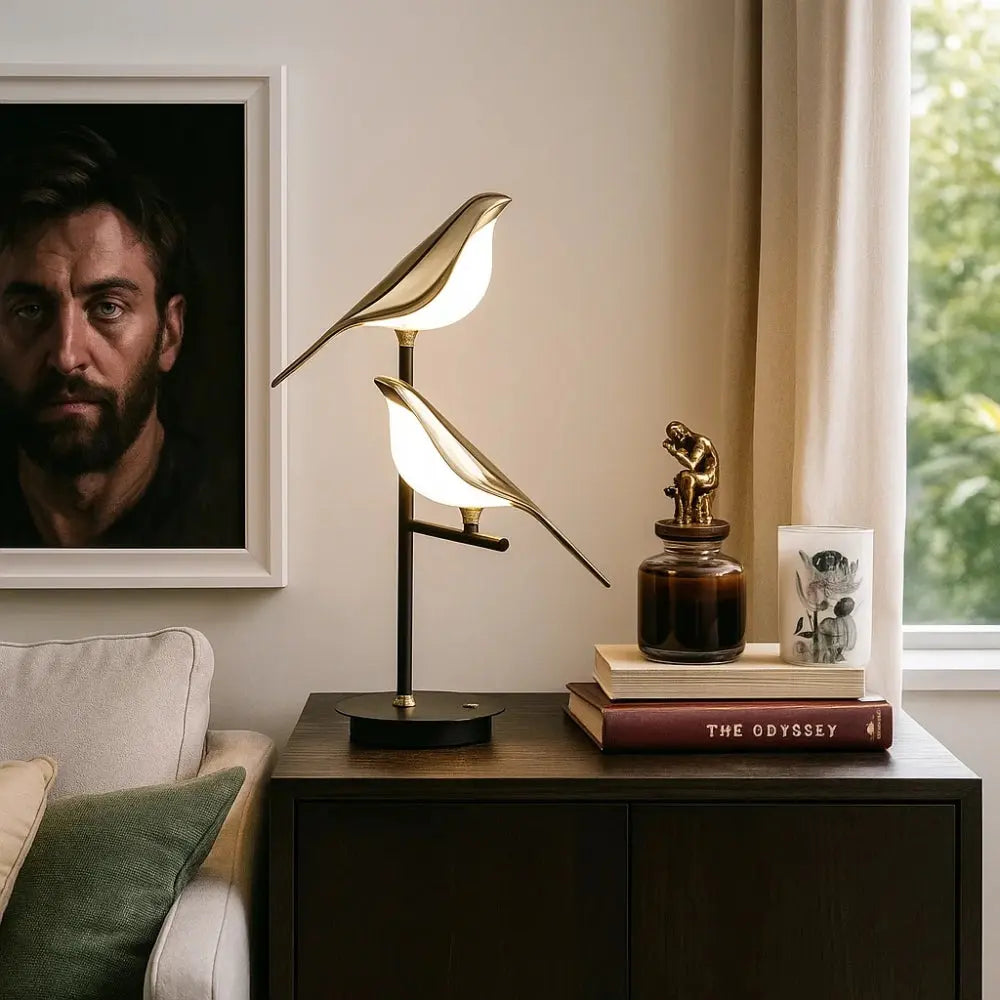 Lampe De Bureau Led - Oiseau Doré Sculptural | Aureplume -  |   Delvanie