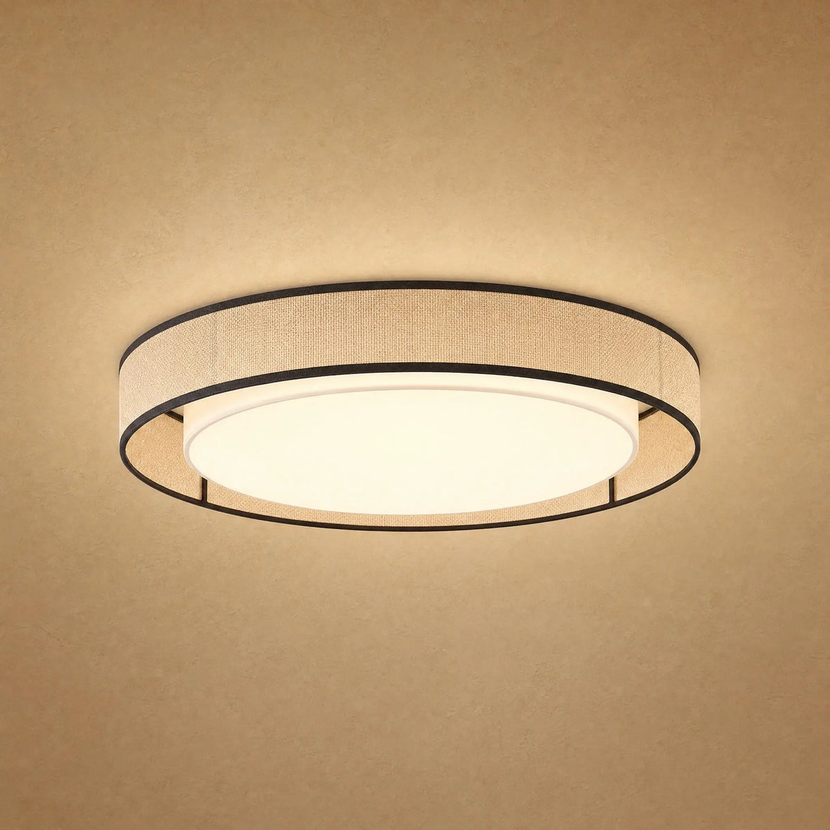 Plafonnier tissu rond Doucéa, bande de lin feutré et disque lumineux central