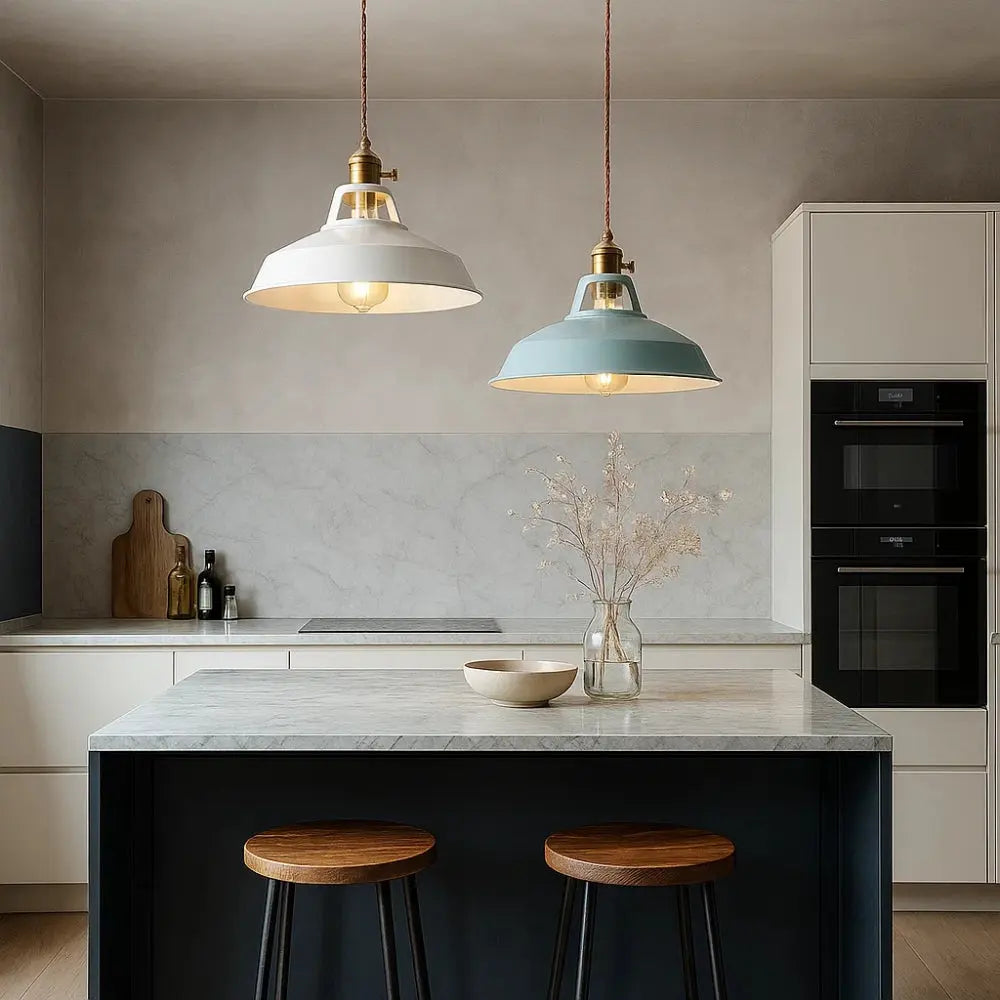 Suspension Luminaire Industriel <br> Éclat Rétro Pastel | Luminor | Delvanie