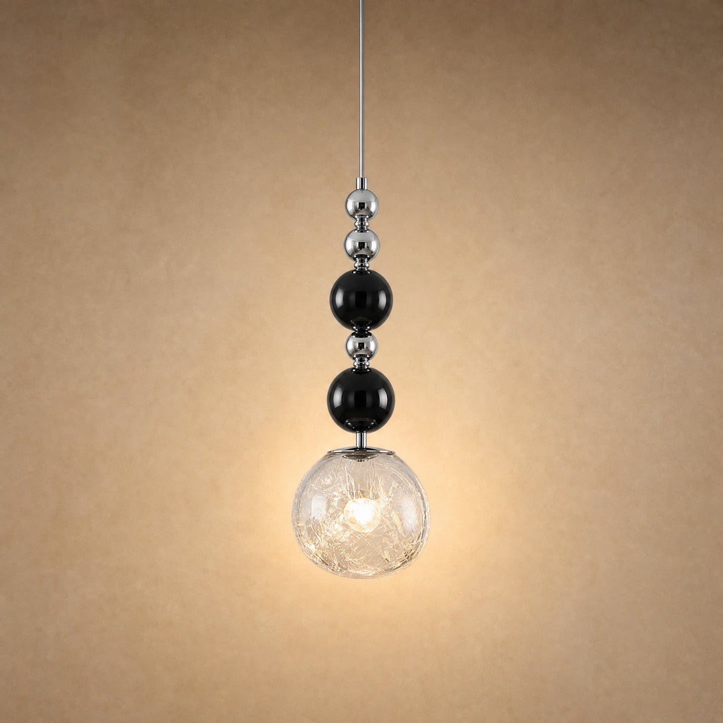 Suspension art déco à perles noires et globe craquelé transparent de 15 cm | Delvanie