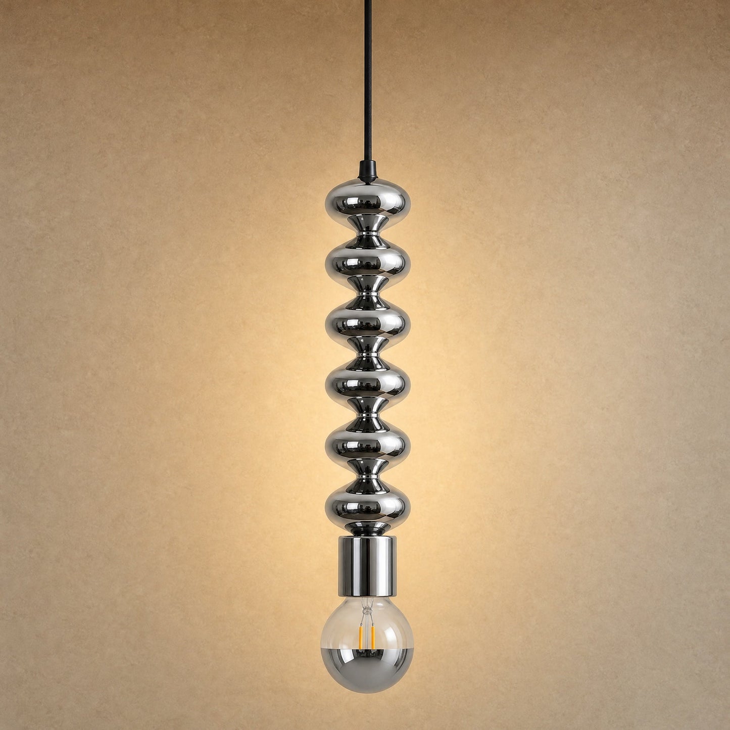Suspension Tamayu en chrome poli avec globe demi-miroir | Delvanie