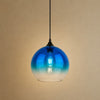 Suspension plafond Iridana, globe de verre dégradé bleu saphir | Delvanie