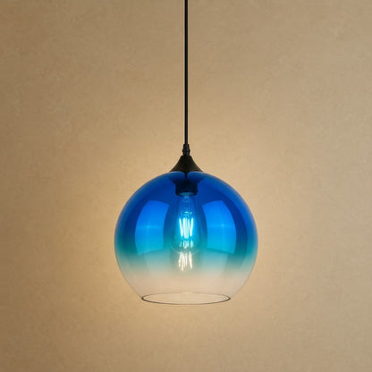 Suspension plafond Iridana, globe de verre dégradé bleu saphir | Delvanie