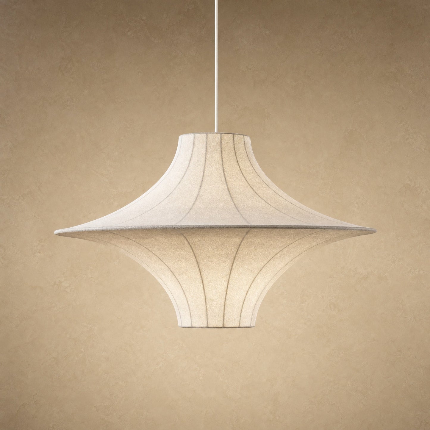 Suspension wabi sabi en tissu écru, double corolle à large bord plat, Ø 60 cm | Delvanie
